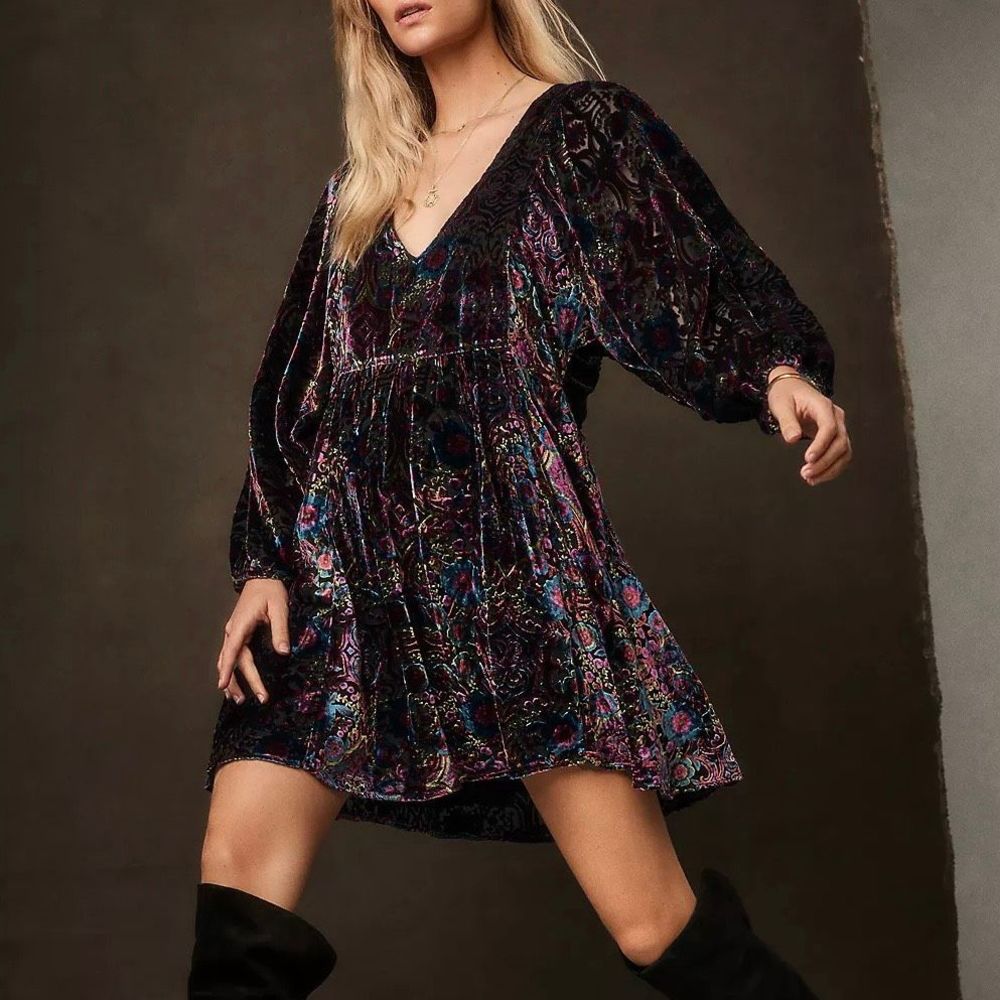 Anthropologie Mona Burnout Velvet Mini Dress